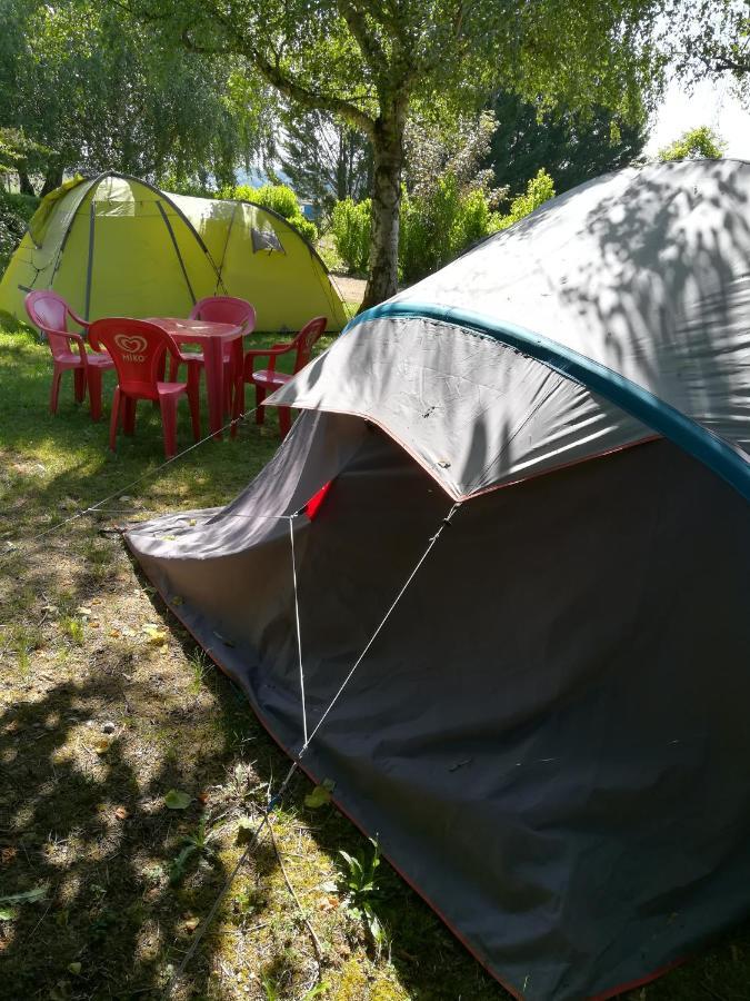 Отель Paradise Challets And Camping Sarrecave Экстерьер фото