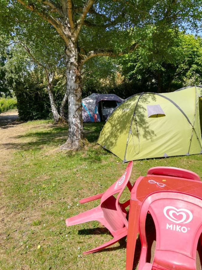 Отель Paradise Challets And Camping Sarrecave Экстерьер фото